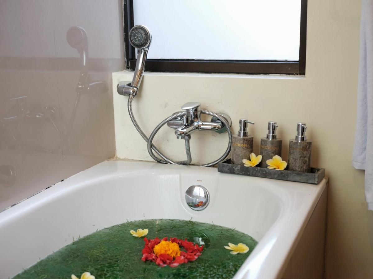 Suarsena Bisma Hotell Ubud Exteriör bild