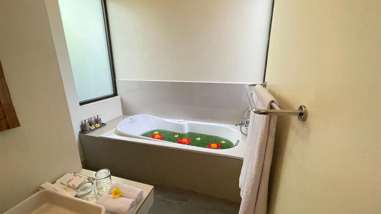 Suarsena Bisma Hotell Ubud Exteriör bild
